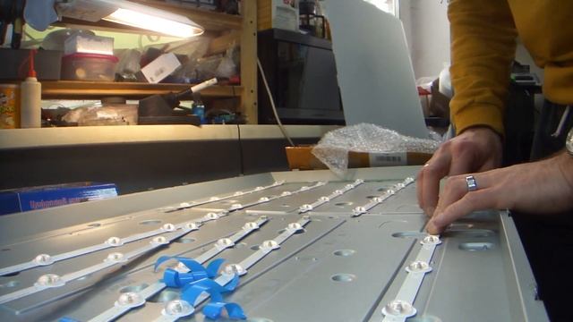 Сломалась подсветка LG, Ремонт телевизора / 11 серия смотреть онлайн