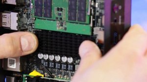 краткий обзор мини-ПК на Ryzen 7 8845HS с графикой 780m