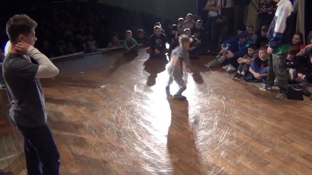 08 Холли Заки Ро и Алик Биг Макс