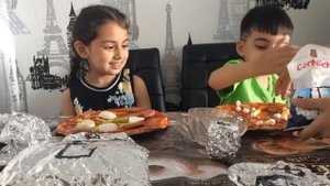 ПИЦЦА ЧЕЛЛЕНДЖ СЛАДКАЯ ПИЦЦА ОКАЗАЛАСЬ ОЧЕНЬ ВКУСНОЙ