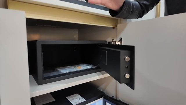 Роскошный номер в отеле 5* в Сочи со СКИДКОЙ 10 млн. ₽! смотреть онлайн