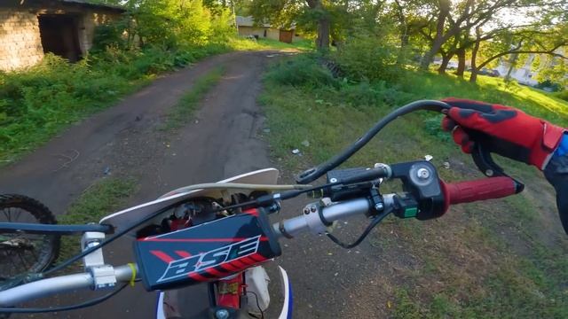 ОНИ НАС НЕНАВИДЯТ // РАЗБОРКА С СОСЕДЯМИ // ПОКАТУШКА НА смотреть онлайн