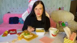 МУКБАНГ ЯИЧНИЦА/ ЛАПША #asmr #breakfast #mukbang #food #вкусно #eatingsoun