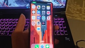 актуален ли iphone xs max в 2025