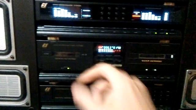 Sansui 700Di. Замена пассиков, лазерной головки. смотреть онлайн