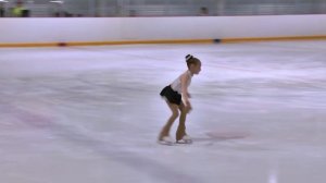Вероника Волосач категория новичок 2019г.р.2е место фигурное катание