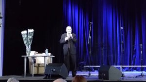 Василий Леонов читает стихотворения о матерях