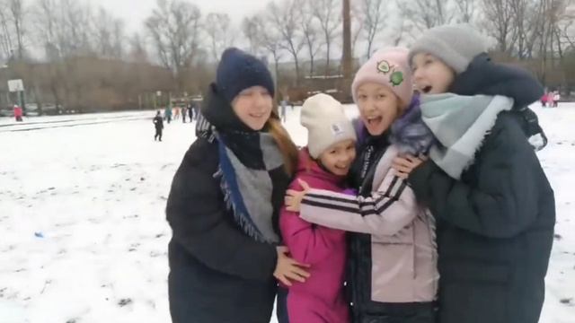 РАЗЛУЧНАЯ ЛЮБОВЬ [трейлер 18+] смотреть онлайн