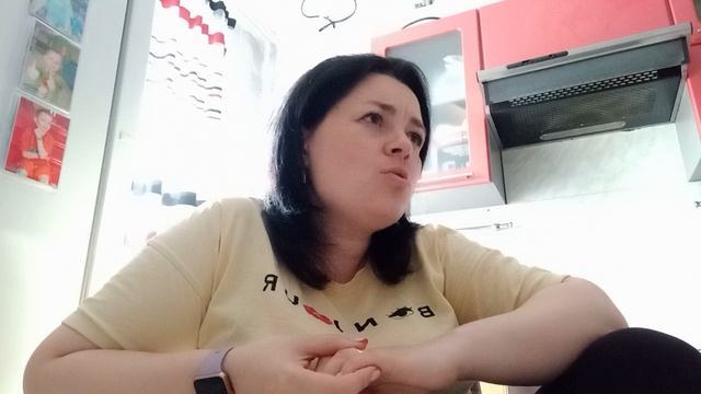 Нашла новую работу. А ещё нашла замену ужину на похудении🤣 смотреть онлайн