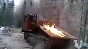 Лесорубы, коктейль Молотова и танк
