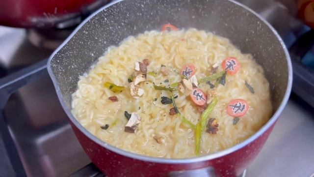 Nongshim Shin Ramyun stir fry noodles | How to cook Korean ramen perfectly корейская ла?