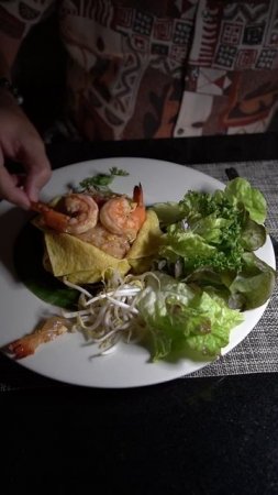 Не приходите сюда, если не любите вкусно поесть!