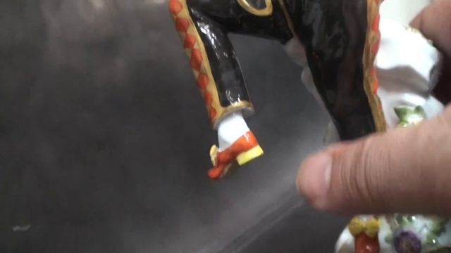 Мейсен фигура из серии Комедия Дларт 20 века в супер состоянии на продажу смотреть онлайн