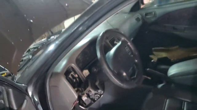 Не работает ЦЗ Toyota Avensis. смотреть онлайн