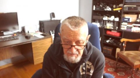 Происхождение человека Мнение ИИ № 1 зарождение жизни на Земле