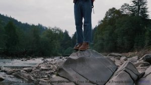 Мелодия и виды гипнотизируют сильнее любого сериала - Find Me The Pulse Of The Universe -- Laetitia