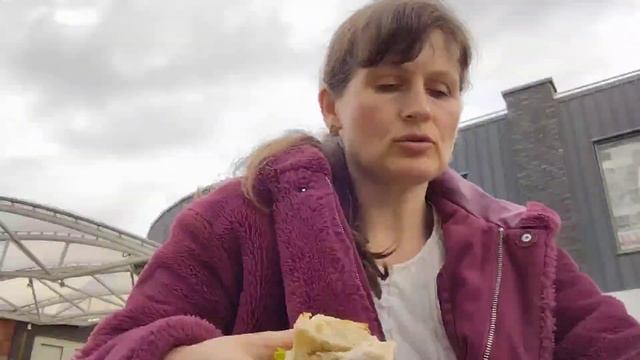 ПРЕКРАСНАЯ СДЕЛКА SAINSBURY'S ЗА £5 -  БАГЕТ, ЧИПСЫ, БЕСПЛАТН?