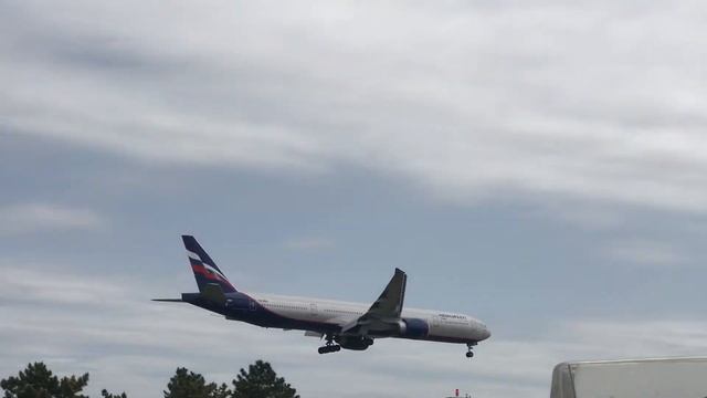 Посадка. Москва (Шереметьево) - Нью-Йорк (JFK) Боинг 777 (Аэ? смотреть онлайн