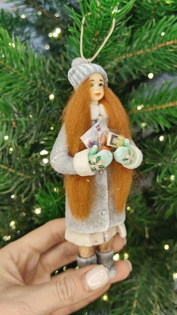 Ватная елочная игрушка «Девочка с мандаринами»
арт. ВИ78