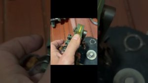 Швейная машинка Lada 121 с ручным приводом, продолжение