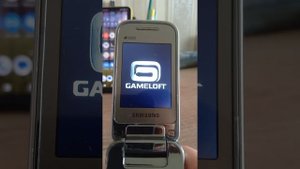 Сегодня обзор кнопочного телефона SAMSUNG
