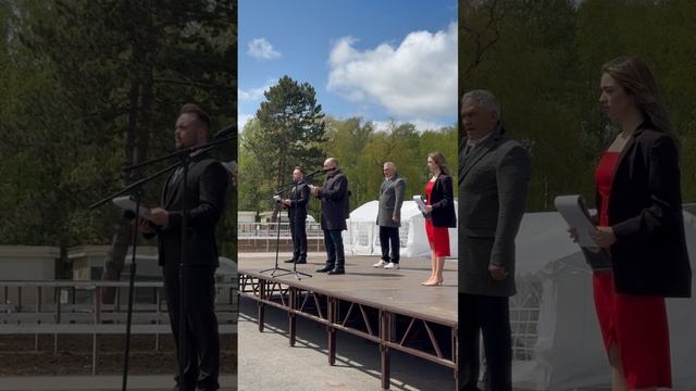 На сцене глава Малокарачаевского муниципального района КЧР Байрамуков Рамазан Пахатович