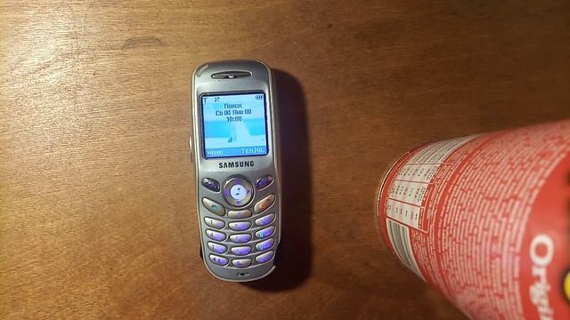 Samsung SGH-X100 Выкл/Вкл / Off/On смотреть онлайн