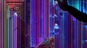 Эффект разбитого экрана телевизора на День Святого Ва