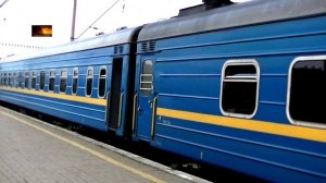 Электровоз ЧС4-052 с пассажирским поездом Ковель - Киев