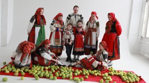 Комарики - мушки дробненькие \ ансамбль РОМОДА