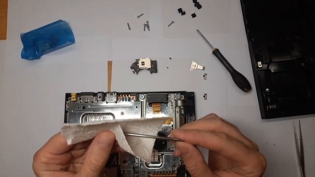 PlayStation 2 . Заміна лазера. SCPH-77008 + PWR-802W. #playstation #repair #disassembly смотреть онлайн