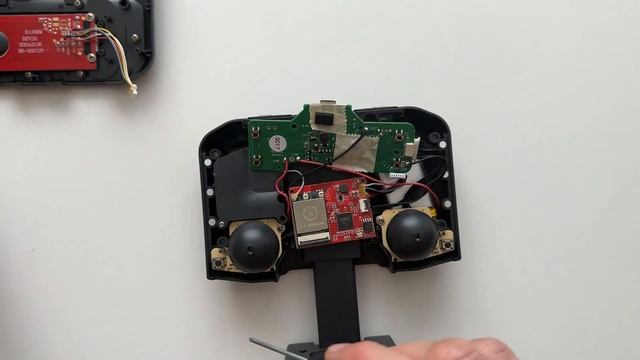 Разборка пульта от квадрокоптера SJRC F22 S2 PRO+ смотреть онлайн