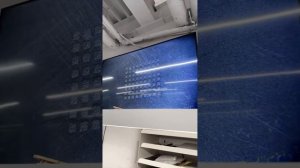 Замена оборванного шлейфа дисплея iPhone 13 Pro Max в прямом ?