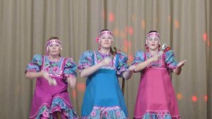 Я на печке молотила