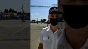 Тупой Гаишник "куда едите? нет документов?-проезжайте"