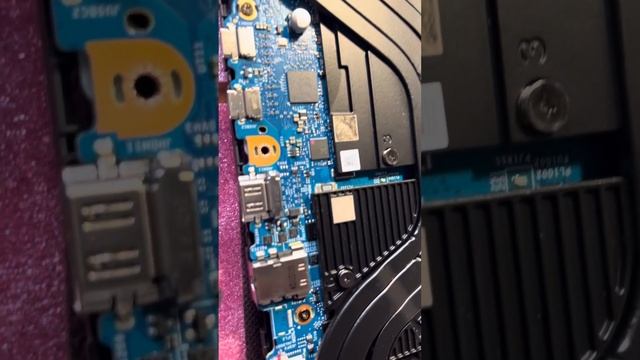 Acer Predator Helios Neo 18 замена оперативной памяти и Ssd смотреть онлайн