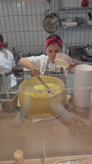Итальянское бистро в центре Москвы😉стоит ли туда идти и в какую сумму это выльется…