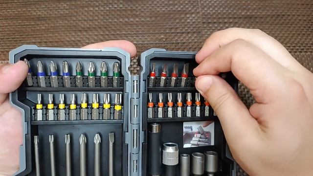 Набор бит BOSCH "Colored Promoline",43pcs. смотреть онлайн