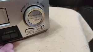 Распаковка видеомагнитофона с Авито ( Sharp VC-TA351RU )