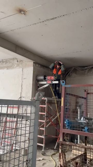 #anujtiles #construction #music #плиточник #сварка #топ #work #стройка #au смотреть онлайн