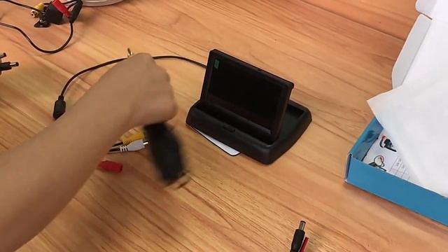 Складний монітор для камери заднього виду 4,3", 12V-24V / Ав? смотреть онлайн