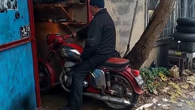 JAWA 350 CDI VAPE сидушка с ПОДОГРЕВОМ без акб смотреть онлайн