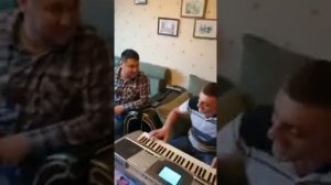 Уланбек Ташкожоев. Кара кашту козундон .Равшанбек  Н.Я?