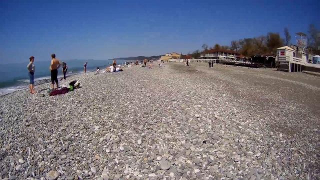 Открытие курортного сезона в Лазаревском районе Сочи близ Лоо: обзор пляжей и обстановка