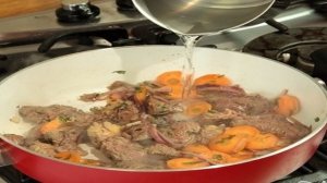 Говядина тушеная