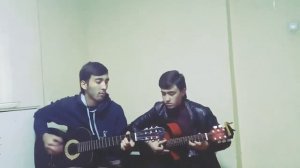 Харгиз аз ёди ман он сарви хиромон наравад