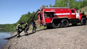 ПОД ЗАЩИТОЙ ОГНЕБОРЦЕВ
