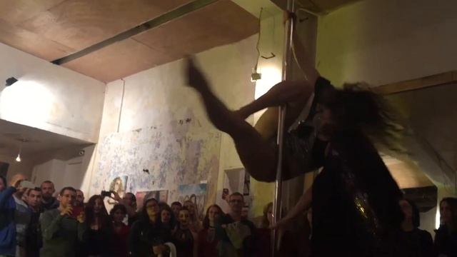 Тренер Алисы Плесковой на шабаше ведьм смотреть онлайн