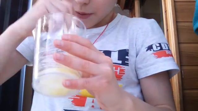 Слайм из туалетной бумаги смотреть онлайн