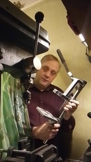 Доработка стойки под дрель с поворотным столиком.